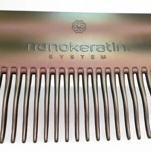 Nanokeratin System Hair Comb